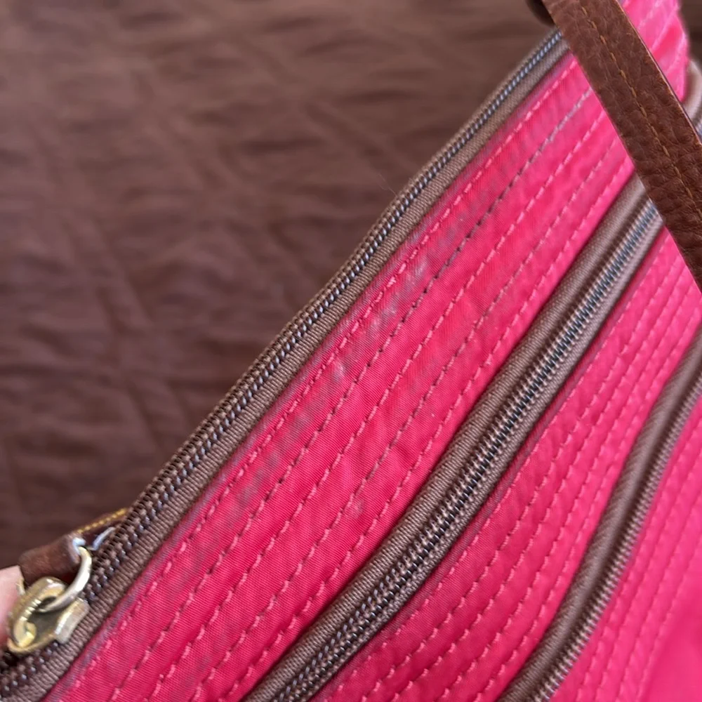 Vintage Dooney and Bourke red crossbody.